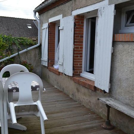 Gite Du Port Châteauneuf-sur-Loire Eksteriør billede